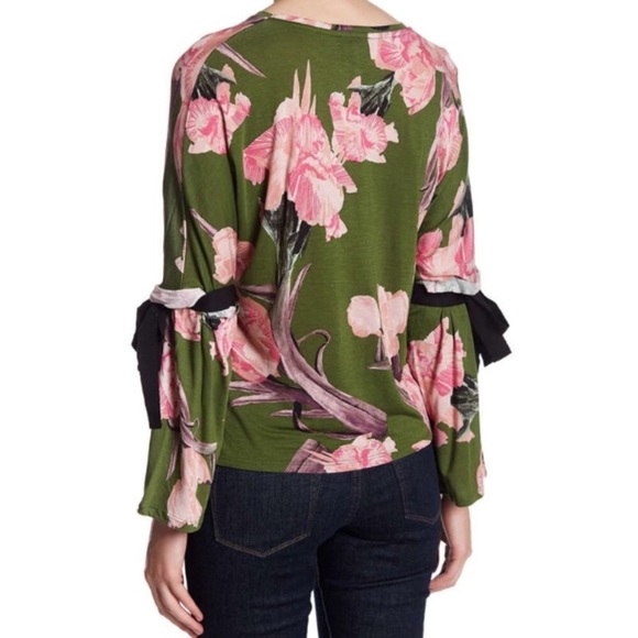 Topshop Floral Tie Sleeve Top - Picture 5 of 7